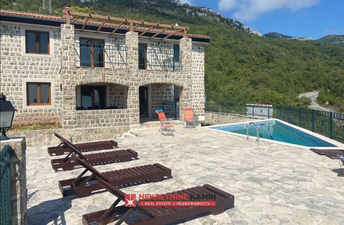 Stone Villa in Paštrovići Style with Pool and Sea Views, Petrovac